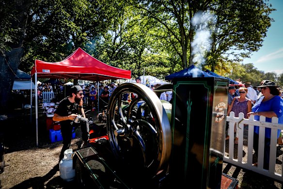 The Lost Trades Fair at Kyneton Racecourse. Nick Found with his steam engines.