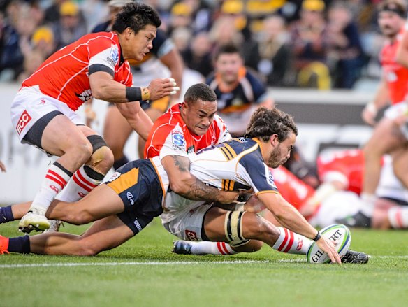 Brumbies winger Andy Muirhead's try attempt was disallowed by the video referee. 