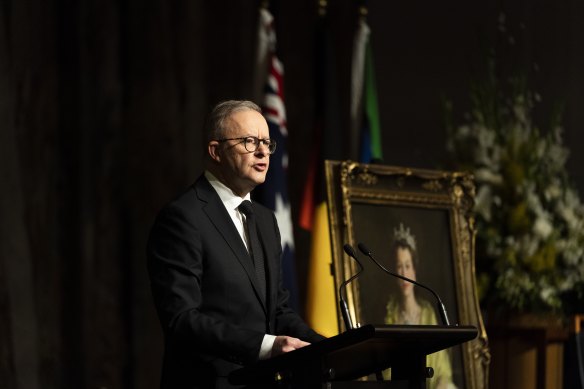 Prime Minister Anthony Albanese speaking at the Queen's memorial service in the Great Hall of Parliament.