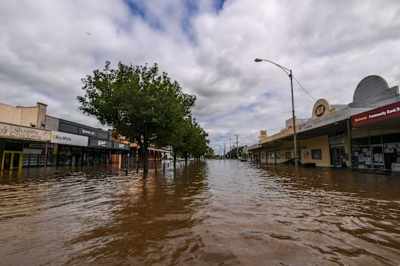 Flood waters devastate the town of Rochester in central Victoria.