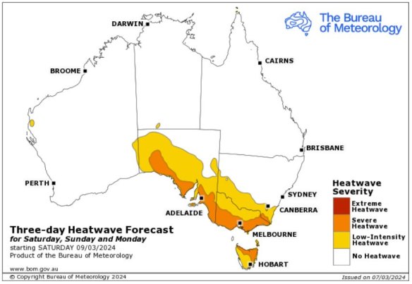 The bureau expects temperatures to surge 16 degrees above average in parts of southern Australia this weekend.