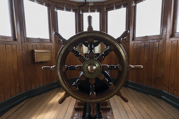 The idle wheelhouse of the old South Steyne ferry.