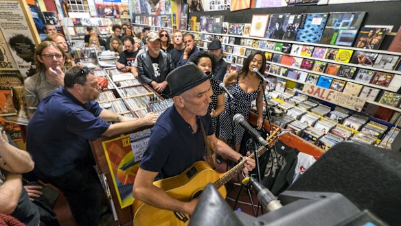 Paul Kelly performs with Vika and Linda at Greville Records as part of World Record Day celebrations on April 18, 2015 in Melbourne, Australia.