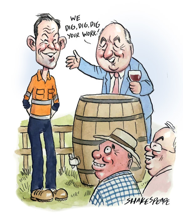 It was drinks and nibbles for Matt Canavan, Alan Jones, Barnaby Joyce and Graham Richardson.