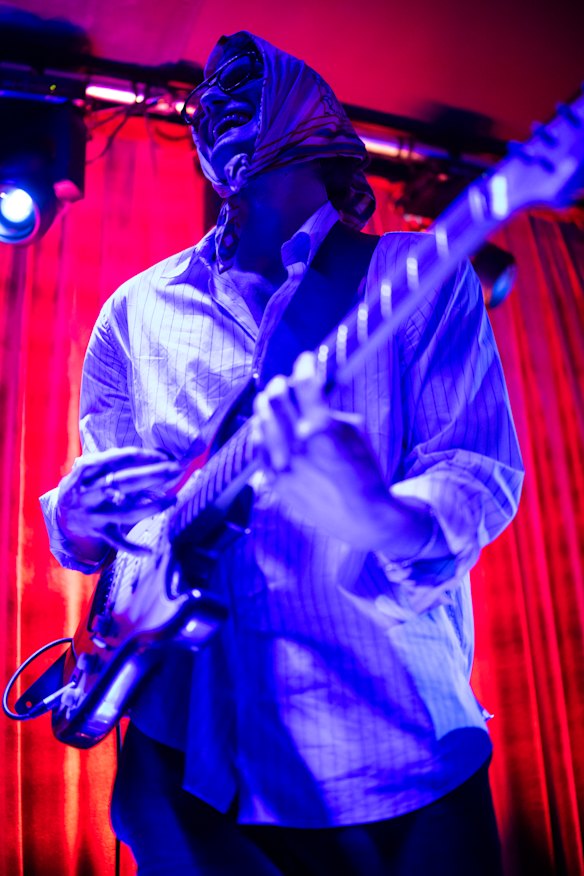 10pm on a Saturday night in Pleasure Club.