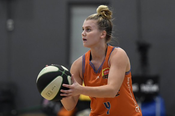 WNBL star Shyla Heal has rejoined the Townsville Fire, having left the Sydney Flames.