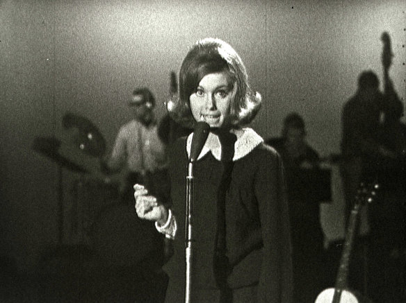 Olivia Newton-John singing ‘When I Grow Up’ on Boomeride, 1965. 