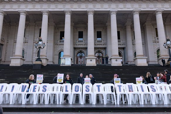 VACCHO’s demonstration outside parliament.