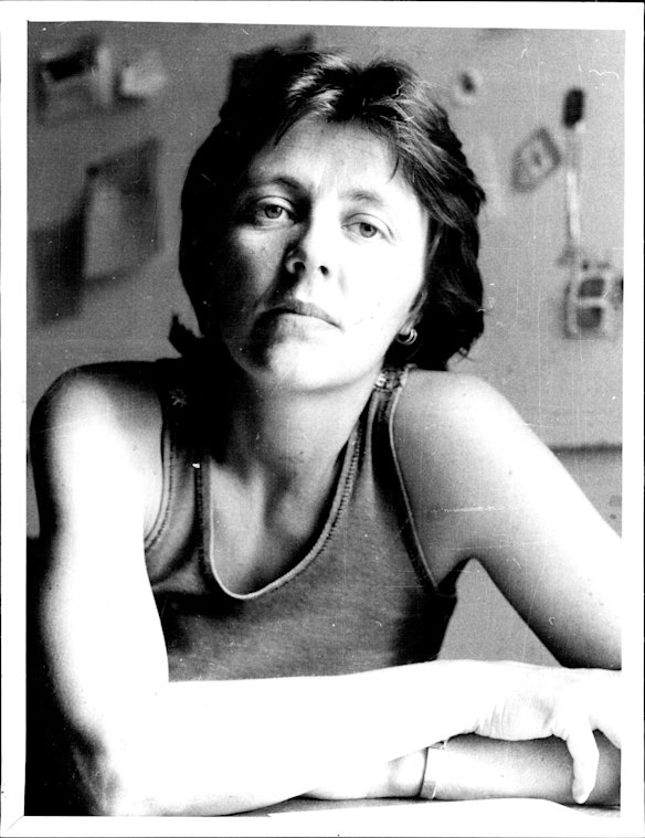 Garner in 1977, after the publication of her first novel, Monkey Grip.