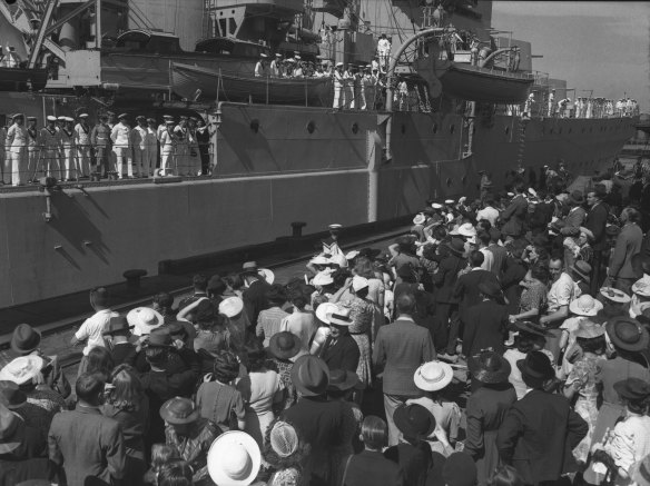 Arrival of HMAS Perth at Garden Island, Sydney, on March 31, 1940.