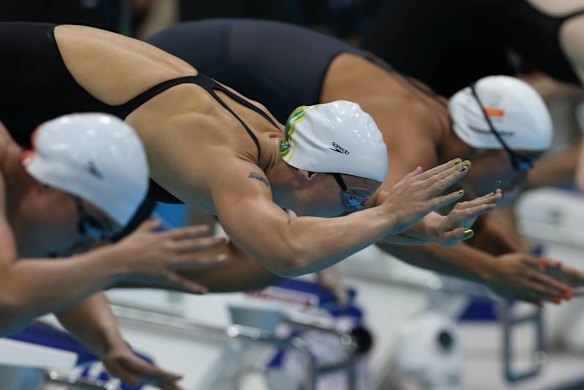 Australia's Melanie Schlanger placed fourth in the women's 100m freestyle finals.