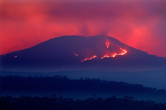 A fire burns on Mt Banks in the Blue Mountains National Park south of the Bells Line of Road.