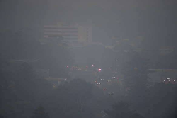 Mona Vale in Sydney's north this morning. The Gospers Mountain Fire is having a large impact on air quality.