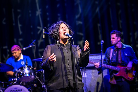 Mahalia Barnes and the Soul Mates playing the Plenary Stage