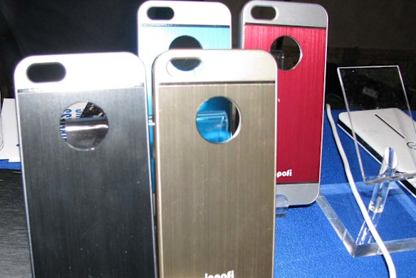 Cases to enable the iPhone 5 and 5S to be charged wirelessly using iNPOFi portable charging boards.