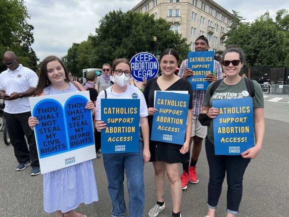 Shannon Russell and friends outside the US Supreme Court