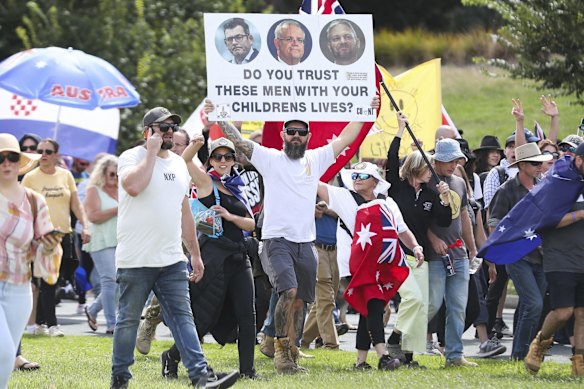 Convoy to Canberra protesters march from Glebe Park towards the Parliamentary triangle.