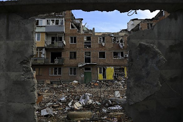 The apartment building in Mykolaiv that was hit by a missile on October 13, where Artem was trapped in the ruins for seven hours before being rescued. He later died from his injuries. Six others were killed in the October 13 strike. 