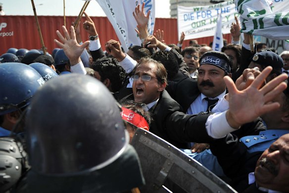 Picture Editor's choice for Sunday 30 September 2012