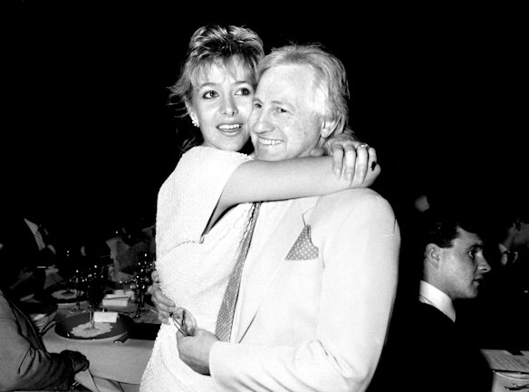 Dr Geoffrey Edelsten and wife Leanne after his bid to buy rugby league team the Cronulla-Sutherland Sharks on 30 July 1986.