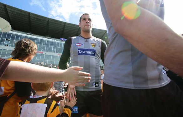 Hawthorn Training. Lance Franklin makes through the crowd during a Hawthorn Hawks AFL training session at Waverley Park.