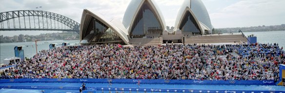 The start of the women's triathlon.