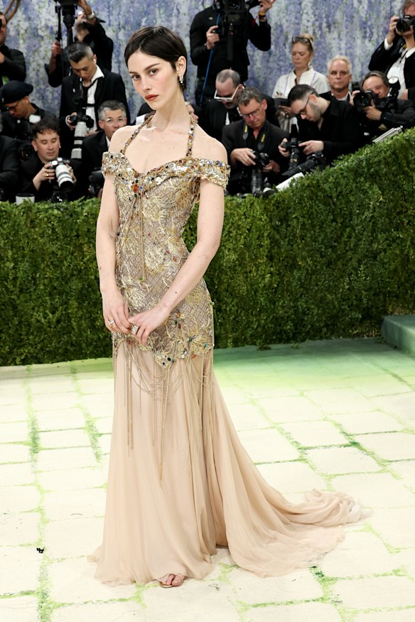 Gracie Abrams in Chanel.