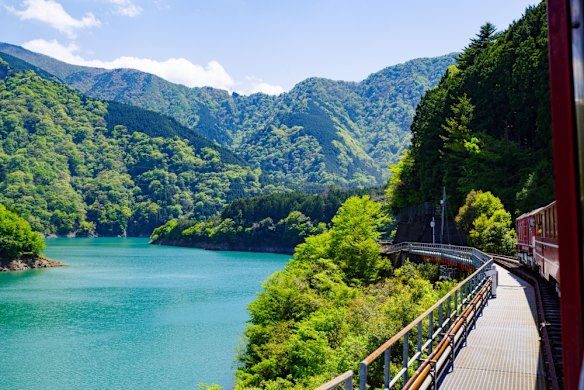 World's steepest train rides: 10 most spectacular rack railways