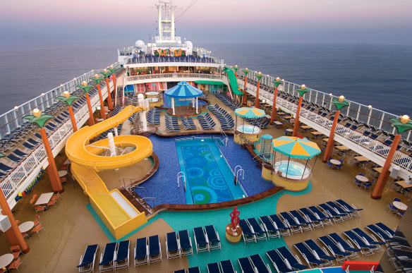 Make the most of the very best entertainment, dining and experiences onboard Norwegian Cruise Line.