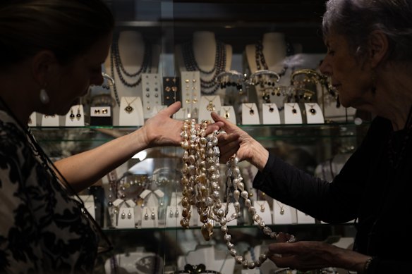 Amber Hall diz que o crime está impedindo as pessoas de fazer compras no CBD de Melbourne.