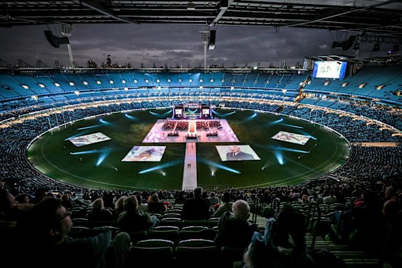 The scene at the MCG.
