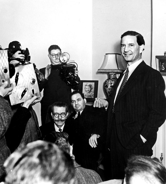 Master spy Harold 'Kim' Philby at his mother's home with the British press.