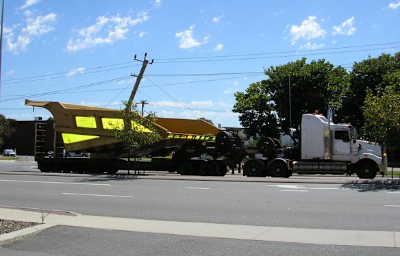 Power line safety blunder