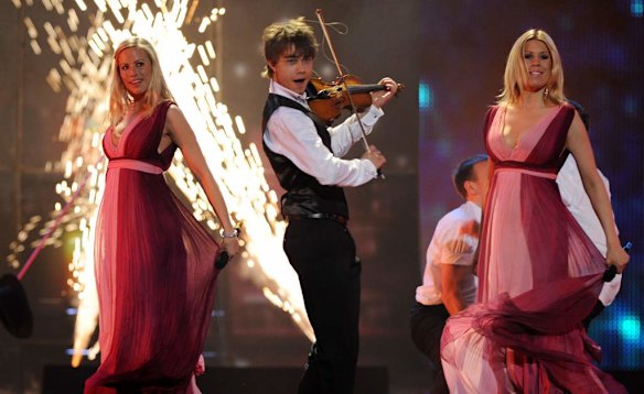 Norway's entry into the 2009 Eurovision song contest Alexander Rybak rehearses in Moscow on May 13, 2009.  The grand final of the 54th edition of the Eurovision song contest will take place on May 16.