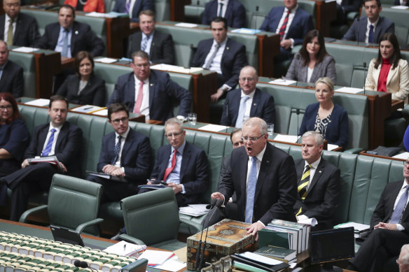 Prime Minister Scott Morrison with his frontbench. 
