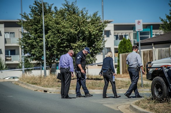 ACT police officers at Hall Best Lane, Gungahlin investigate the suspicious death of a 56-year-old man. 
