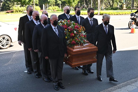 The casket of former premier John Fahey arrives at St Mary's Cathedral.