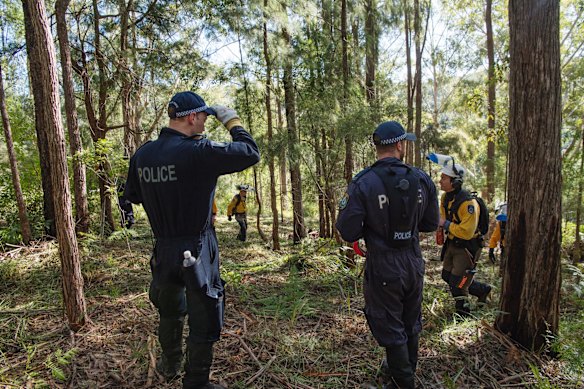 Police and SES returning for second day of a large-scale forensic search in bushlands, Kendall. 