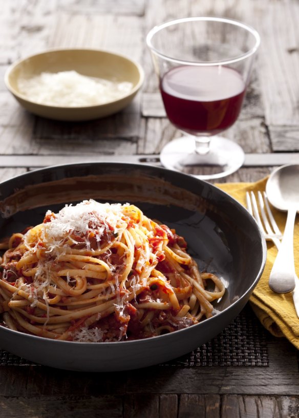 Pantry pasta: Spaghetti puttanesca.