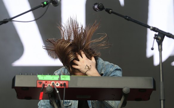 Groovin' The Moo - Maitland 2016: Safia performs.