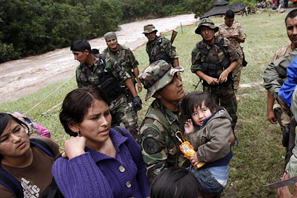 Tourists await rescue in Peru