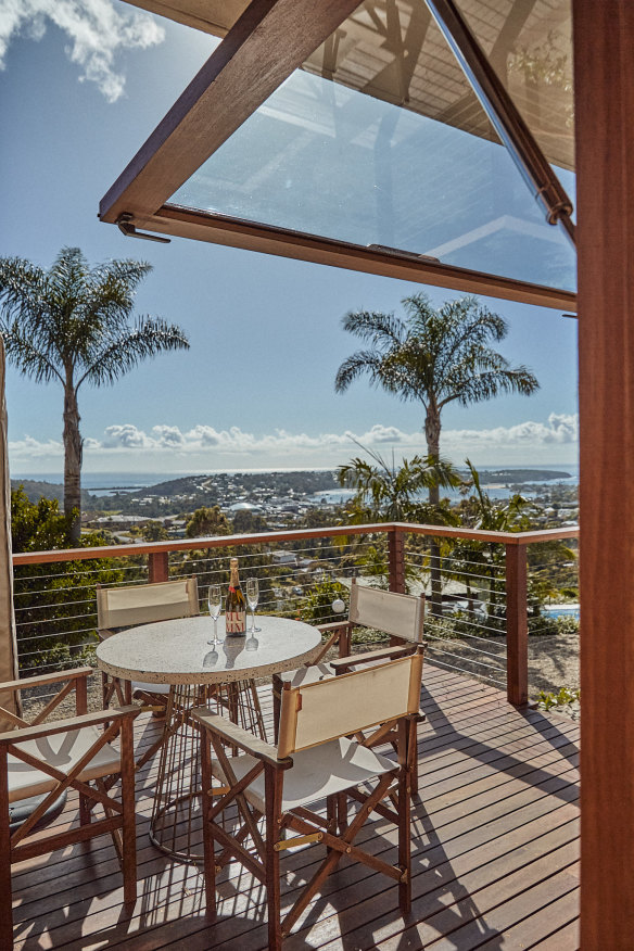 There’s a superb panorama of Merimbula inlet from Hillcrest’s elevated position.