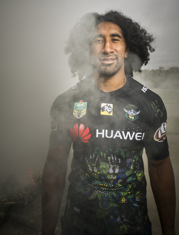 Sia Soliola modelling the Raiders' indigenous jersey. 