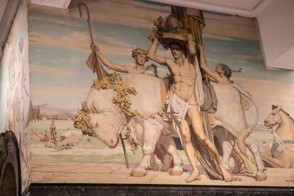 The Napier Waller mural in the entrance up to the Queen's Hall. 