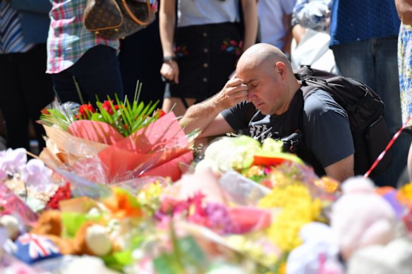 Melburnians continue to pay respect to the victims of those that were tragically killed and injured in the pedestrian attack.