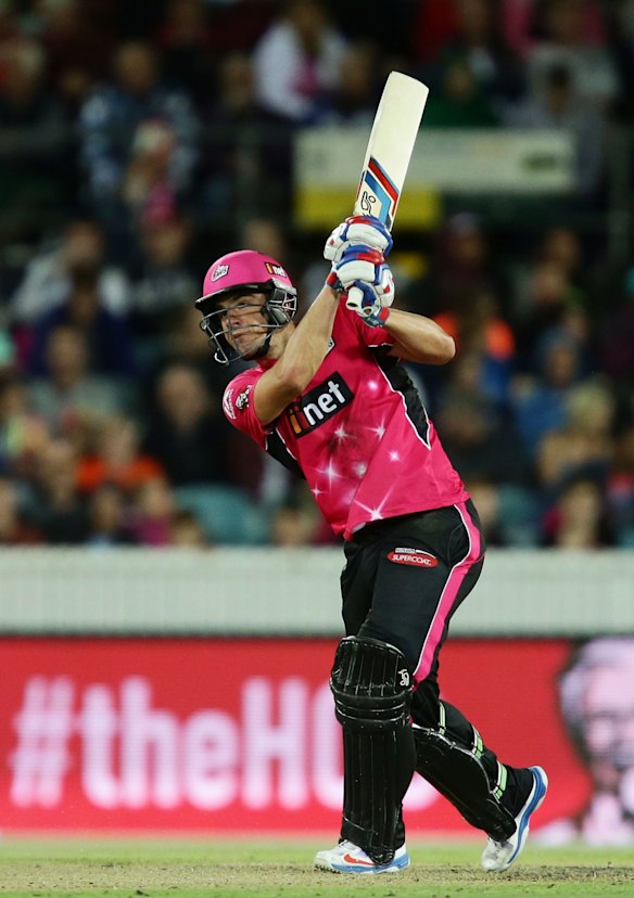 Moises Henriques of the Sixers.