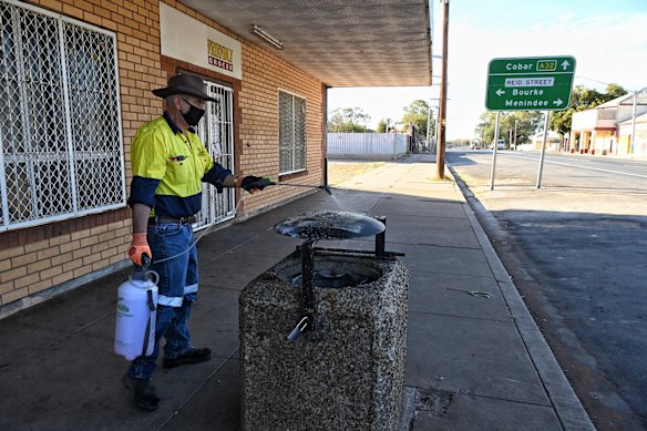 RFS has set up a base camp for the Police, NSW Health and emergency services coming to assist in Wilcannia due to a COVID outbreak.