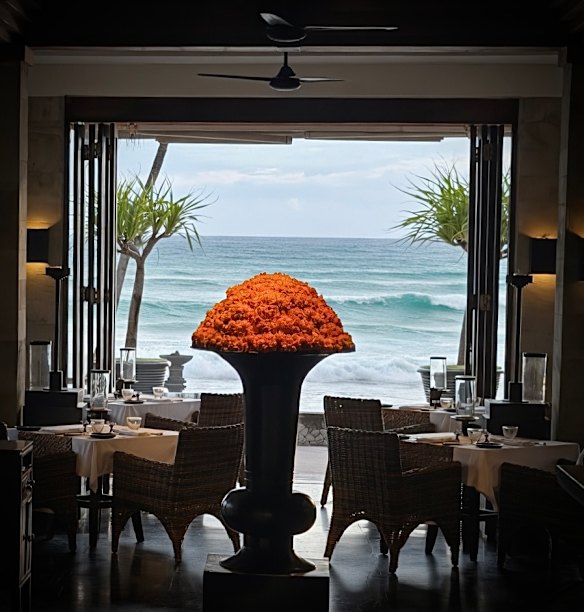 Overlooking the Indian Ocean, The Restaurant at The Legian serves a mix of Indonesian and Western cuisine.