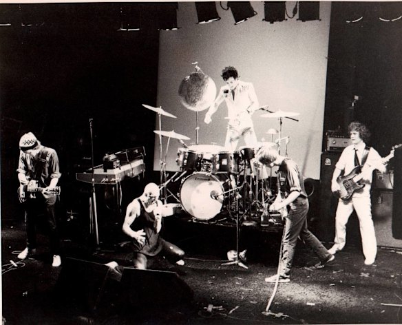 Midnight oil - in their pre-oils days as the band  'farm'.