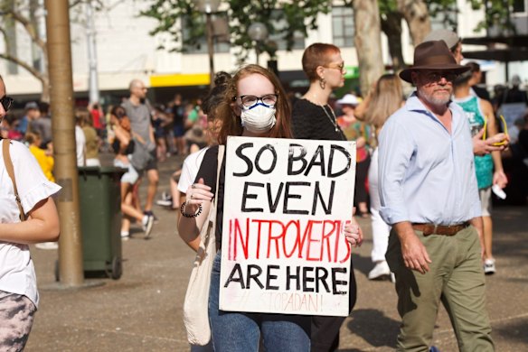 Protest are being held in Sydney's CBD to help raise funds for Firefighters and demand climate change. 